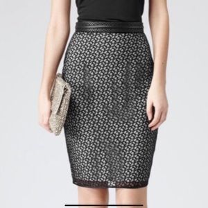 Reiss Elegant Lace Pencil Skirt new with tags size 2